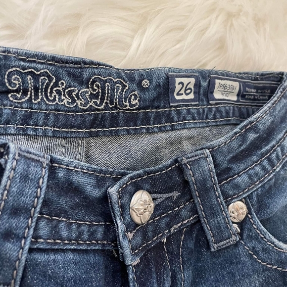 Miss Me Boot Cut Jeans - Picture 4 of 5